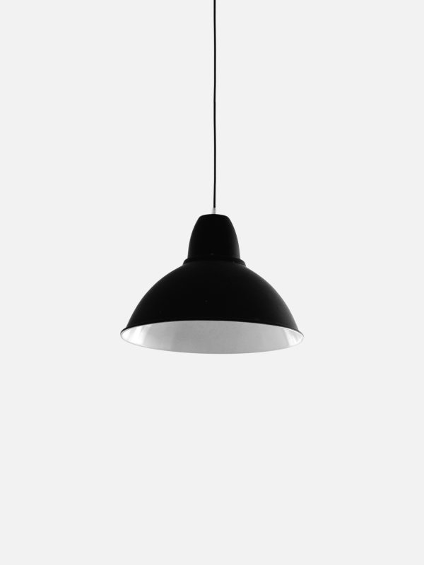 black ceiling lamp - WeShop - Premium WordPress & WooCommerce theme by Euthemians - powered by Greatives